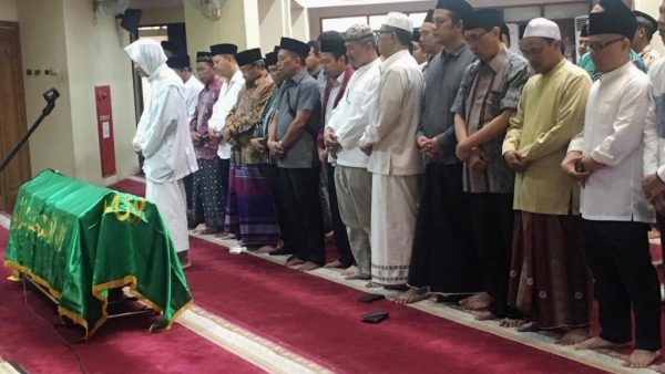 Rais 'Aam Pimpin Shalat Jenazah Ketua PBNU Sulton Fatoni