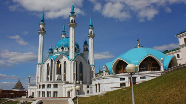 Mengembalikan Kesucian Masjid